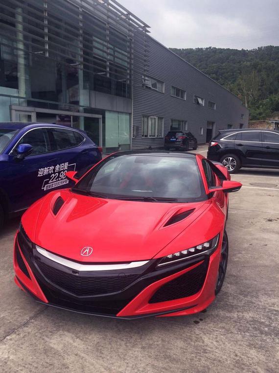 传奇超跑 讴歌NSX到店厦门330万元起