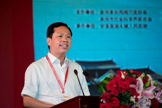 安溪县县长刘林霜致辞。