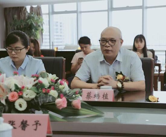 厦门国际邮轮母港总经理蔡培植发言