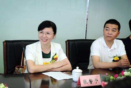 华澳世纪总经理张馨予发言