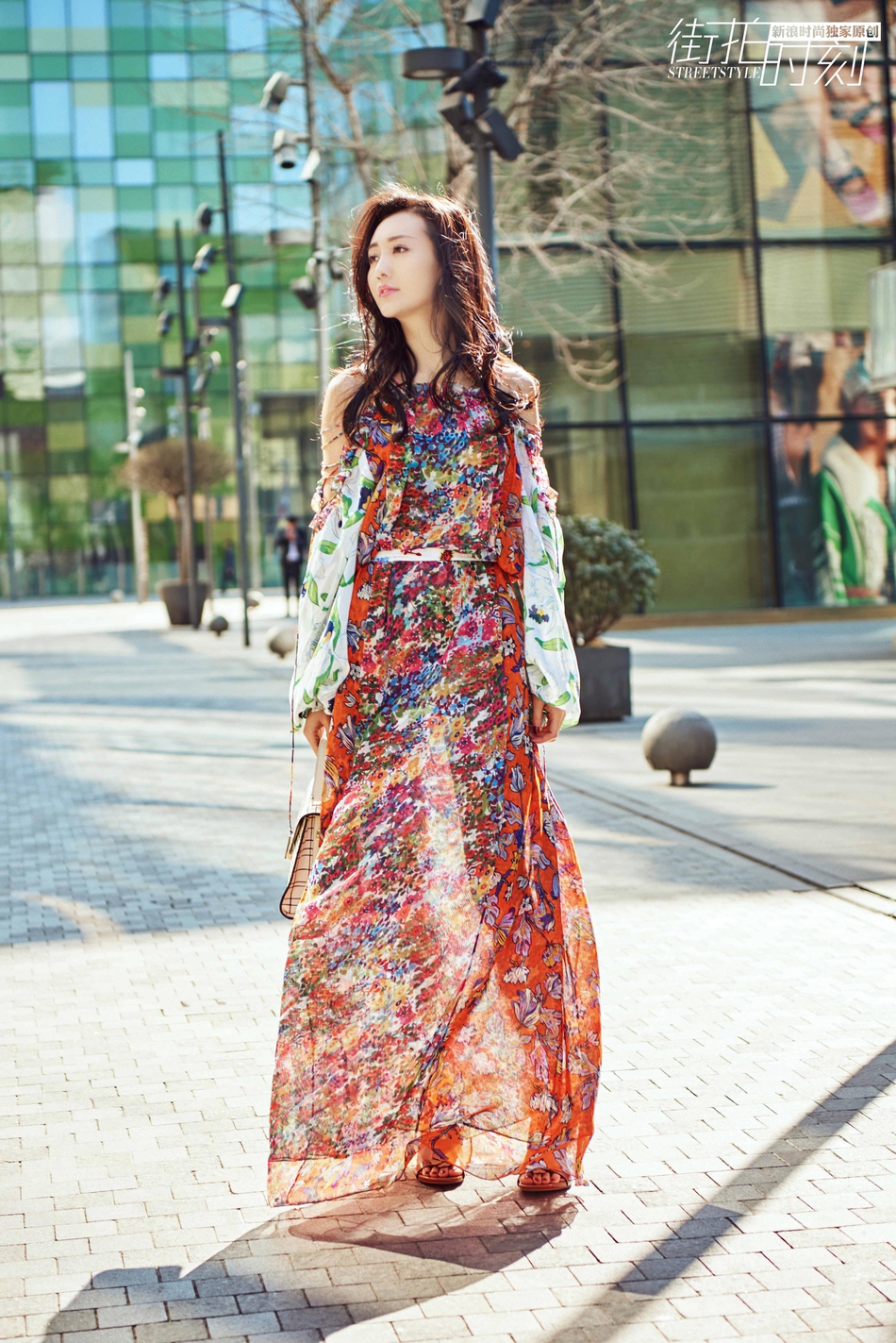 王鸥街拍美图，诱人裙装妆点浪漫夏天 服饰潮流 图8