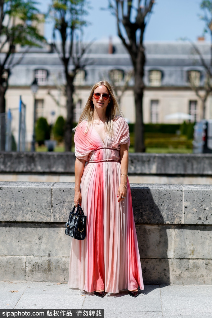 最新的时髦的衣服 rc48-fyhskrq4106187.jpg