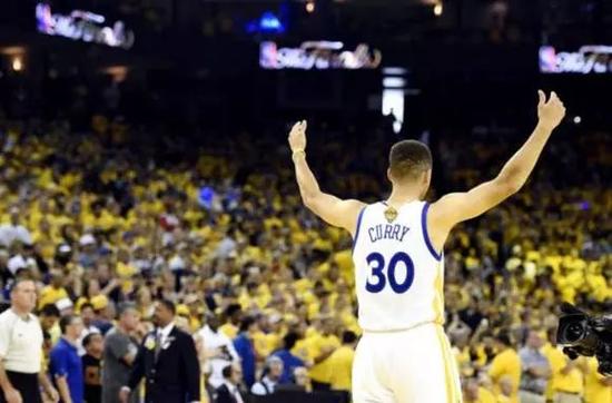 深度解讀 | 騎士打誰誰變勇士!這鍋盧帥到底背不背?-黑特籃球-NBA新聞影音圖片分享社區