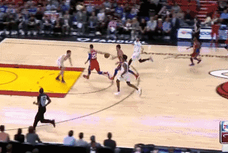 人物 | 未來戰勝現在!歷史級新秀打服詹皇,這就是對偶像最好的致敬!-黑特籃球-NBA新聞影音圖片分享社區