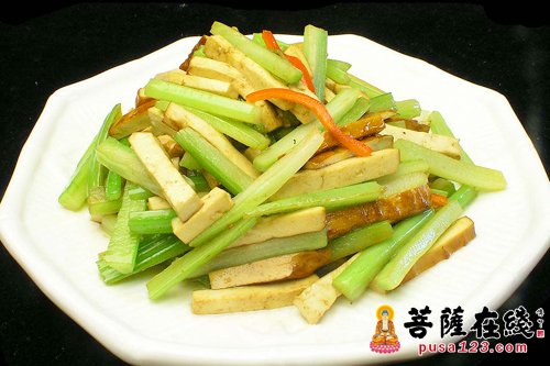 胡萝卜芹菜炒豆干