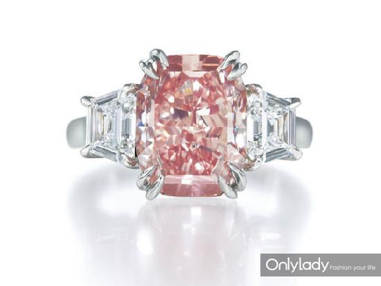 Harry Winston海瑞温斯顿粉钻戒指