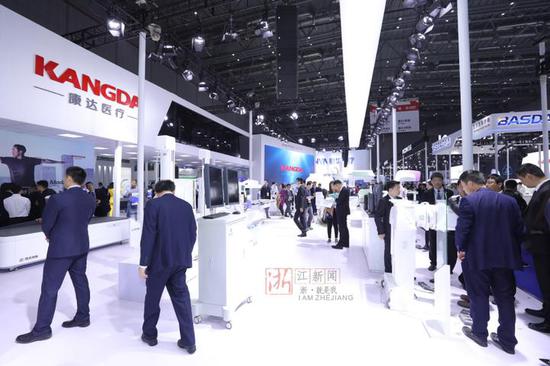 参加展会的康达洲际