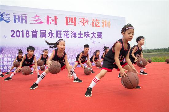图为活动现场 镇海庄市街道供图