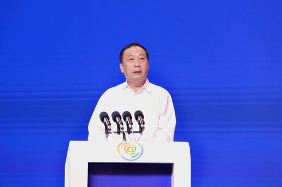 全国人大社会建设委员会副主任委员、中国网络社会组织联合会会长 任贤良