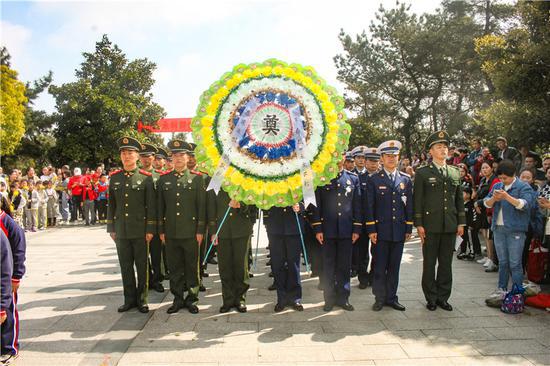 图为活动现场。 宁波武警支队提供