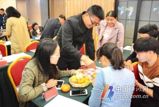 黔西南州有多少人口_黔西南州义龙新区 新市民 绣 出新生活(3)