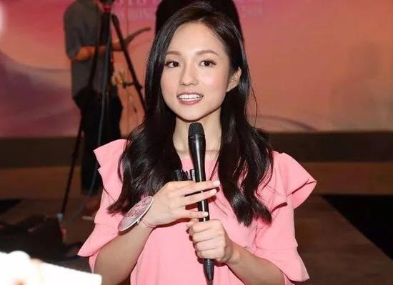 邓卓芮的简介和节目亮相内容