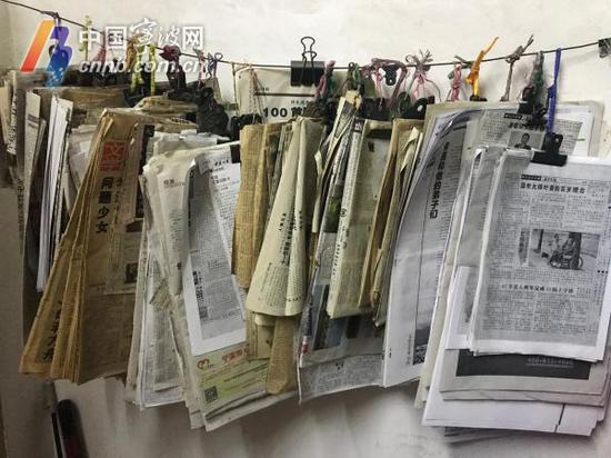(老人和他的各类剪报)