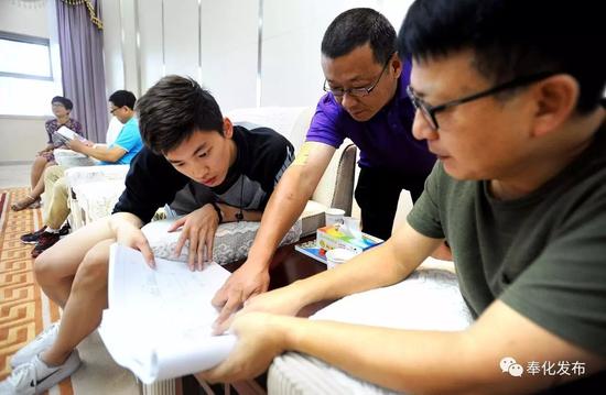 汪顺坦言,能顺利完成并取得佳绩,对他来说也是不小的挑战,他自己也很满意。