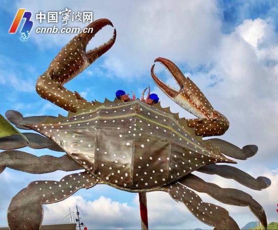 大螃蟹“吉祥物”