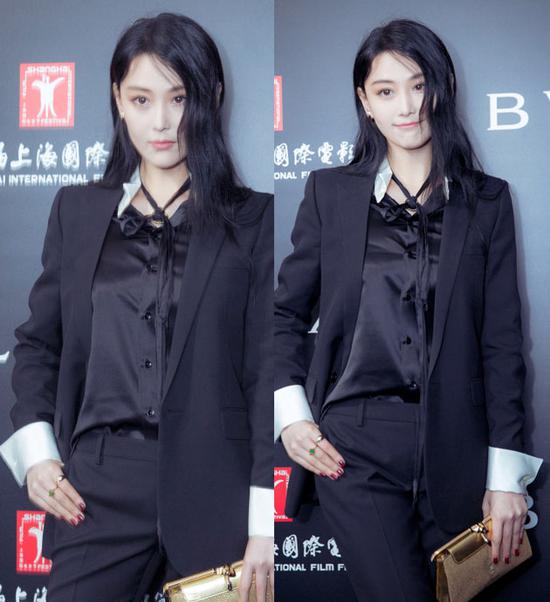 给张馨予选婚纱