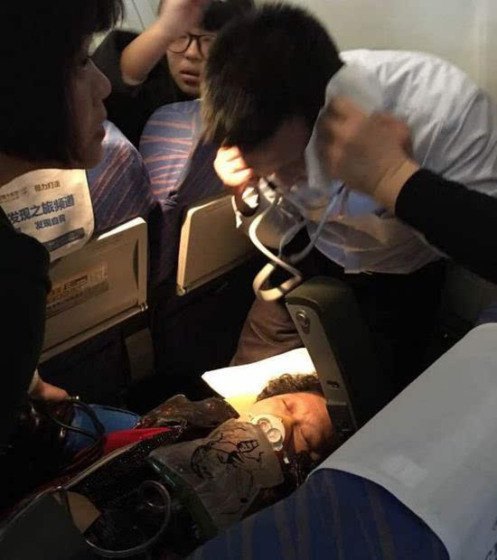 深圳飞宁波女乘客高空发病 飞机优先降落救人