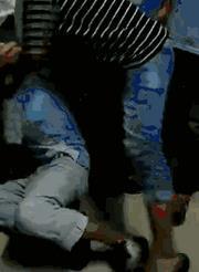 宁波现数名学生寝室围殴同学
