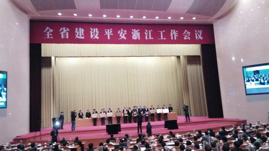 浙江首批平安金鼎颁发 海曙江北宁海获殊荣
