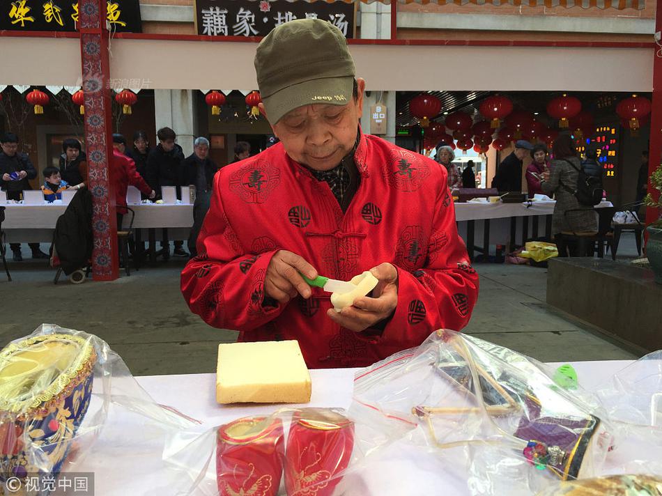 让娇妻尝试三p绿帽