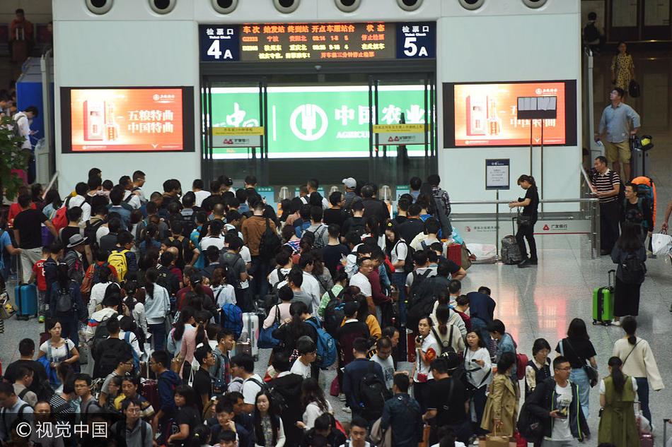 黑 丝 色情 视频