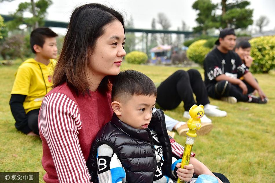 农村妇女色情