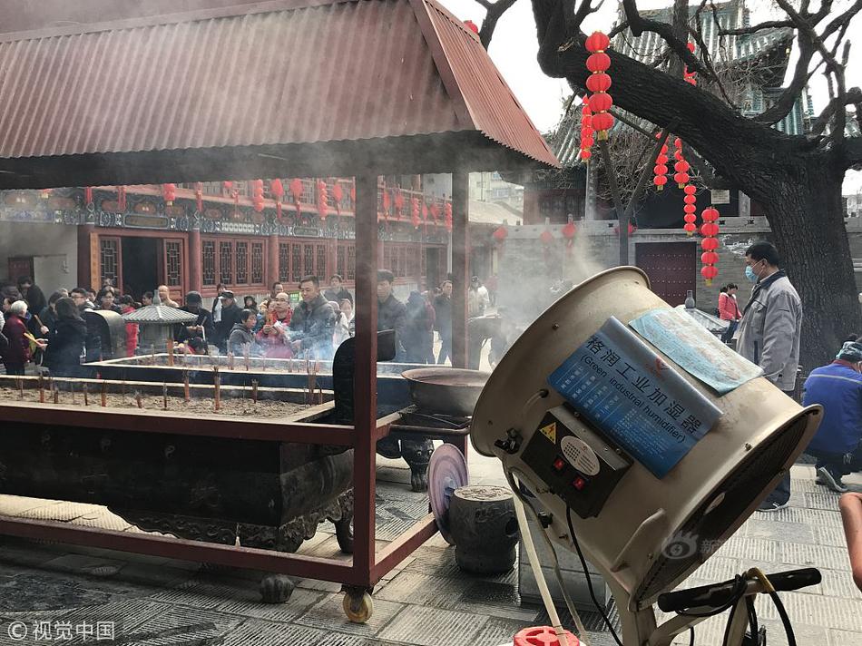 久久嫩草精品久久久久