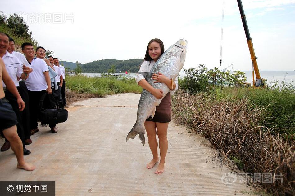 兄妹蕉谈林予曦