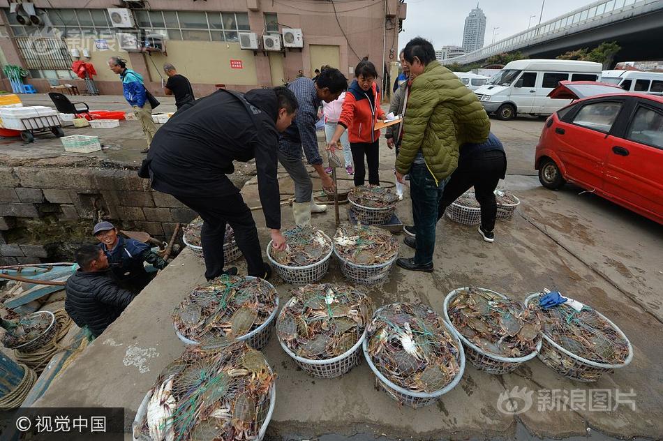 雷电疯狂 自慰喷水