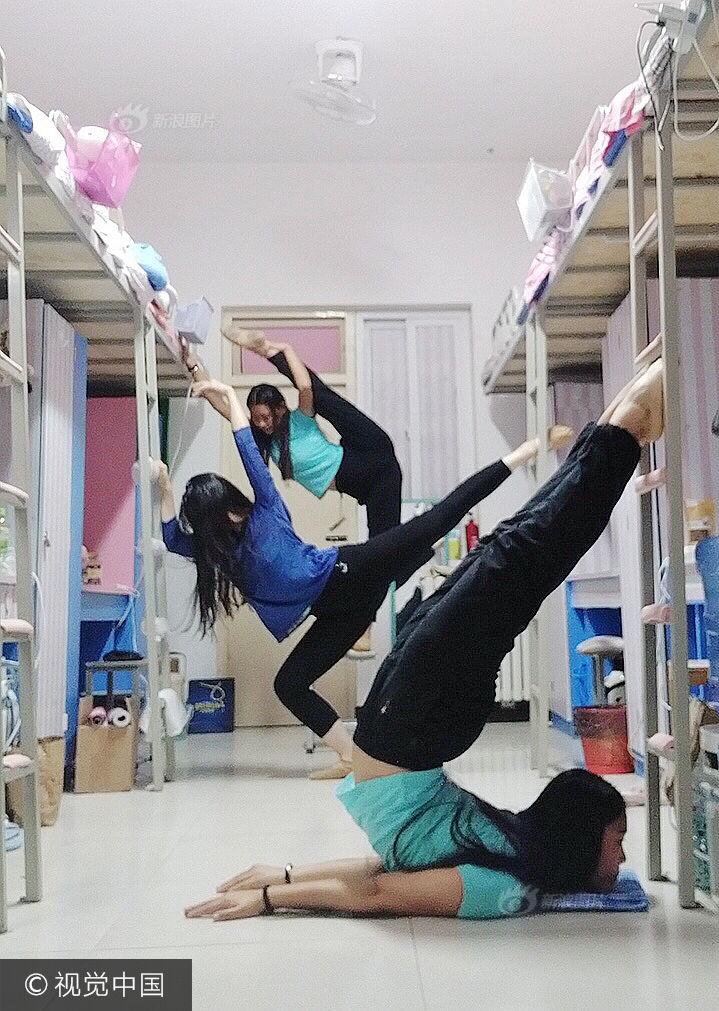 操大肚孕妇动漫视频H