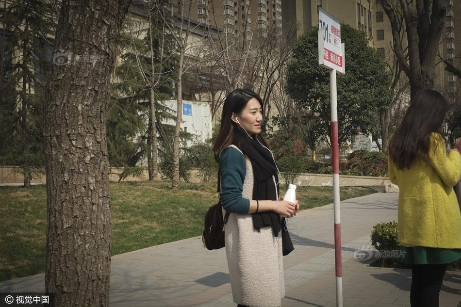 粗大挺进玉芬双腿间红杏出墙朵朵