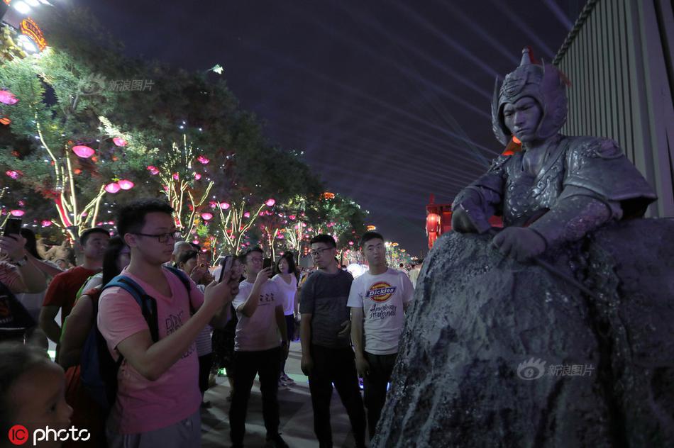 干老逼逼网
