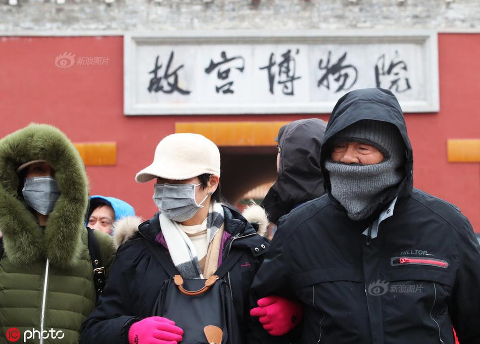 欧美综合性爱黄片