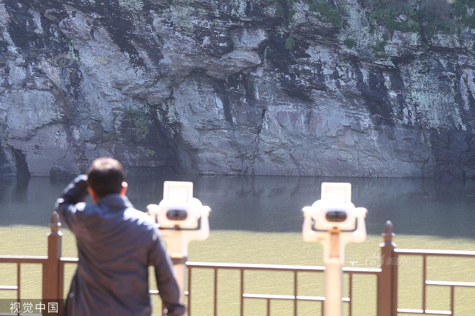 无码人妻AⅤ一区二区三区玉蒲团