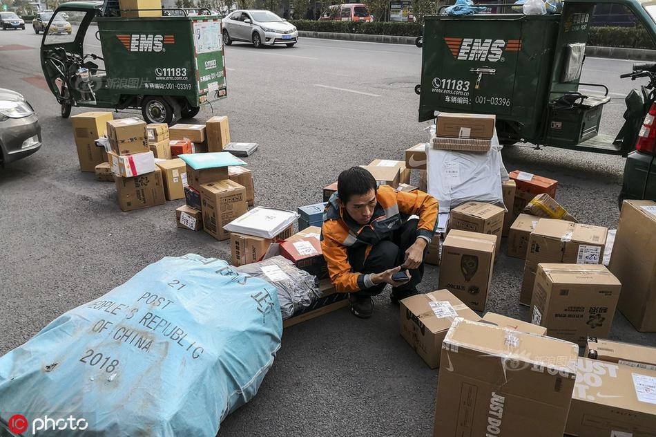 美女张开腿让男人桶