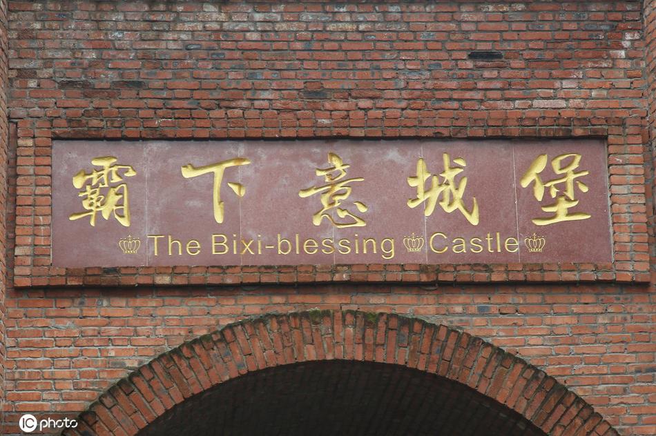 尤妮丝和松果儿合作的作品大全