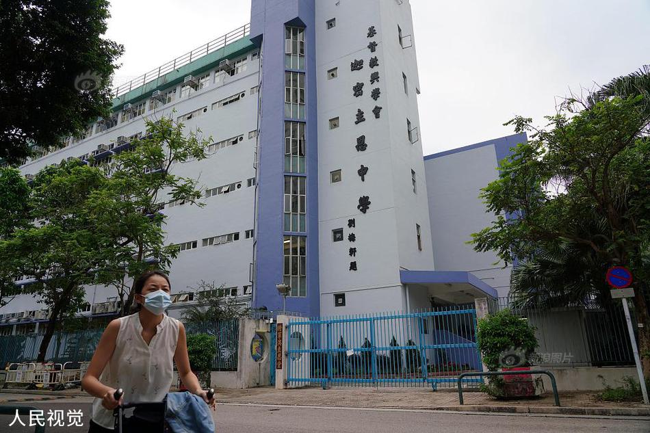 川村千里