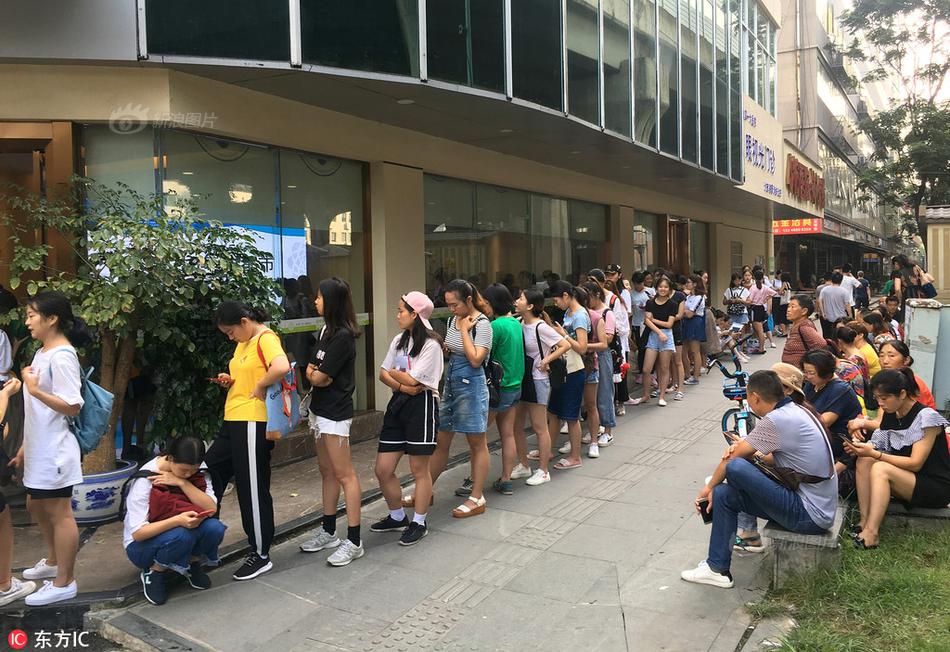91蜜桃传媒精品久久久一区二区