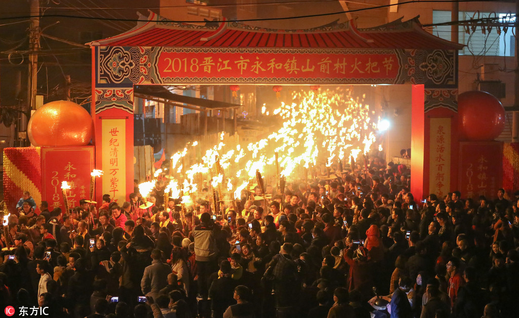 三级片电影裸体的