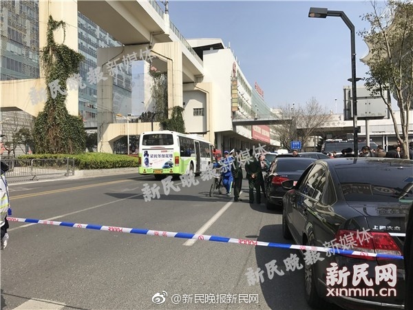 自拍偷拍亚洲视频