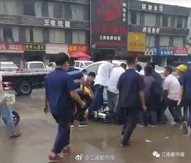 美女日批