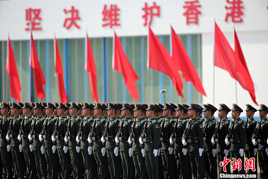 中国美女黄片电影三级片
