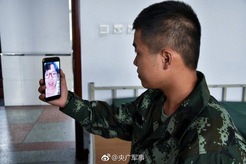 免费看肏逼视频