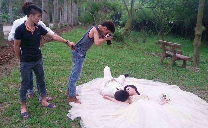 瑜伽婚纱_瑜伽卡通图片(3)