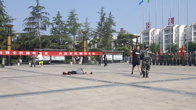 虞书欣扒开内 给男人桶
