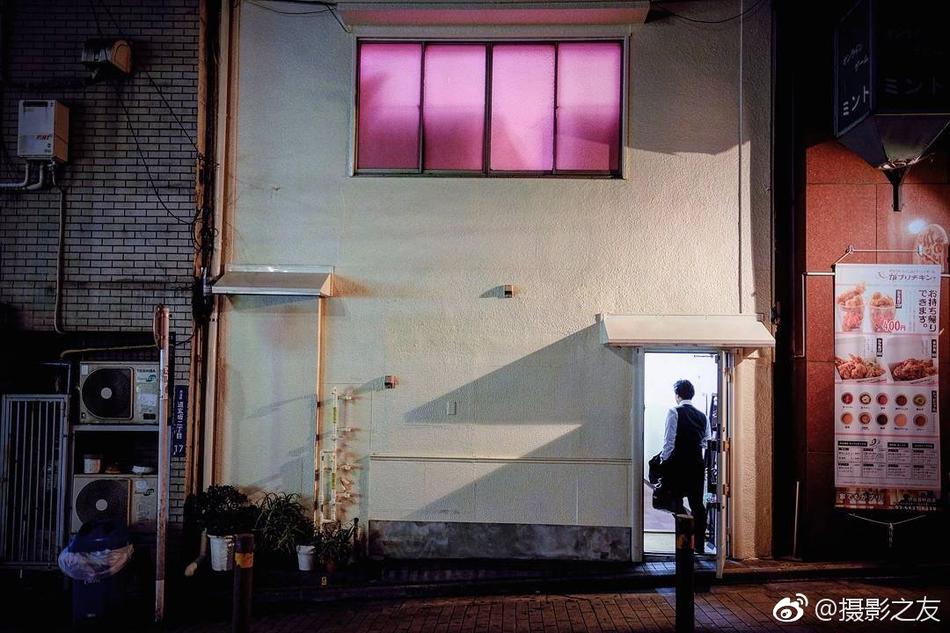 欧美裸体按摩