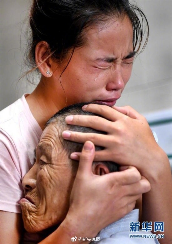 欧美国产三级片自拍