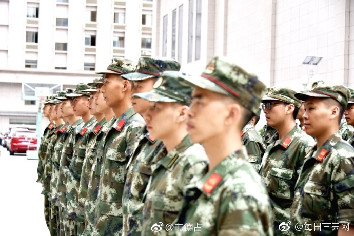激情毛片