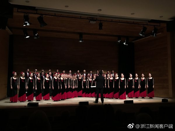 成人黄网站18秘 免费看