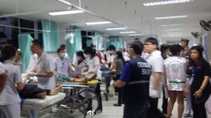 两个女同性恋互吸乳摸下体菊花